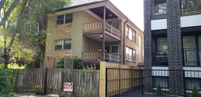 1351 W Winnemac Ave in Chicago, IL - Building Photo - Other