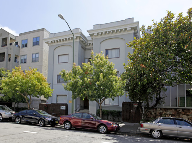 Boathouse Point Apartments in Oakland, CA - Foto de edificio - Building Photo