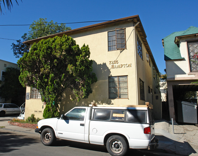 7235 Hampton Ave in Los Angeles, CA - Foto de edificio - Building Photo