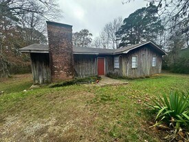 3424 Oliver Lancaster Blvd in Malvern, AR - Building Photo
