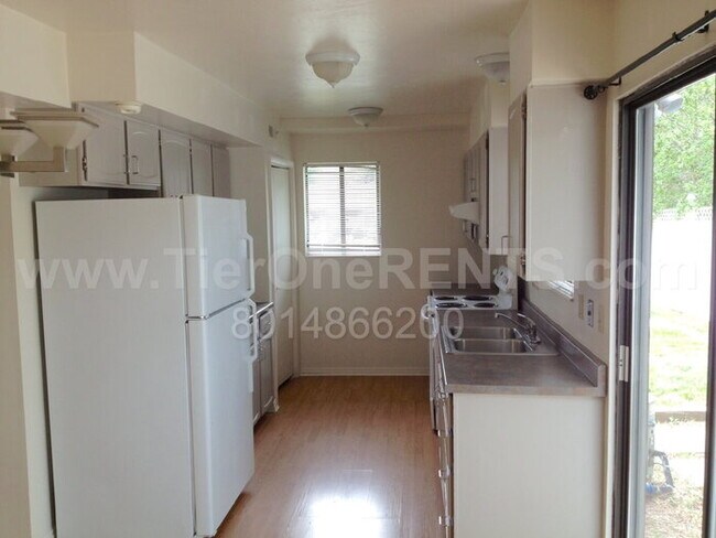 3598 S 2300 E in Salt Lake City, UT - Building Photo - Building Photo