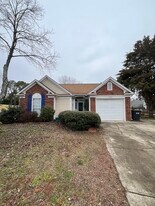 13203 Tuttlebee Ct in Charlotte, NC - Building Photo