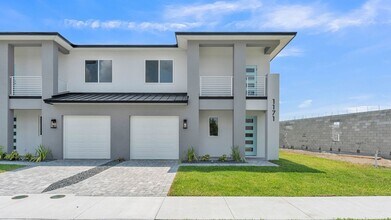 1171 Windjammer Dr in Lakeland, FL - Foto de edificio - Building Photo