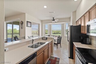 10337 Heritage Bay Blvd in Naples, FL - Building Photo - Building Photo