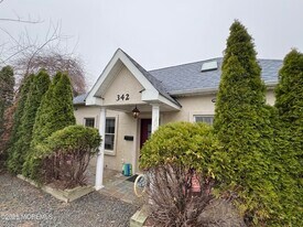 342 Elberon Blvd in Ocean Township, NJ - Building Photo