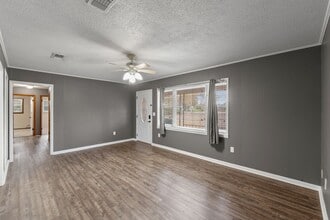 5292 Griffith Mill Rd in Baker, FL - Building Photo - Building Photo