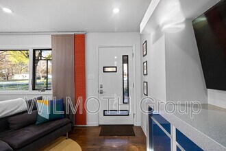 10327 Orchard Park Dr W in Indianapolis, IN - Building Photo - Building Photo