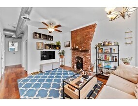 189 Cambridge St, Unit 2 in Boston, MA - Building Photo - Building Photo