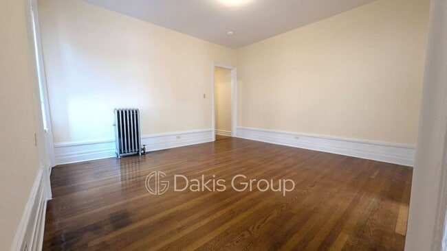 30-47 29th Street, A in Queens, NY - Building Photo - Building Photo