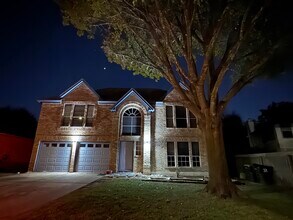 7403 Napier Trail in Austin, TX - Building Photo - Building Photo