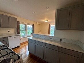 66 West St in Northampton, MA - Building Photo - Building Photo