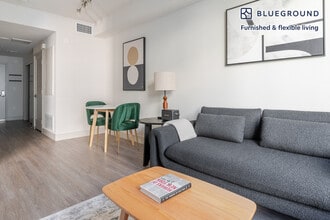 44758 Old Warm Springs Blvd in Fremont, CA - Foto de edificio - Building Photo