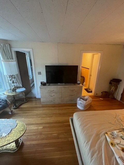 1050 Beacon St, Unit 3 in Brookline, MA - Building Photo - Building Photo