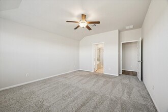 10008 Deussen Ln in Texas City, TX - Building Photo - Building Photo