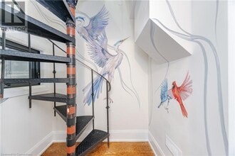 527 Vyner Crescent in Oakville, ON - Building Photo - Building Photo