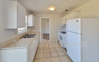 938 Stokes St in Jacksonville, FL - Building Photo - Building Photo