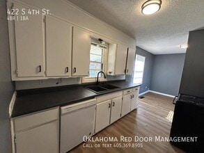 422 S 4th St in Mcloud, OK - Building Photo - Building Photo