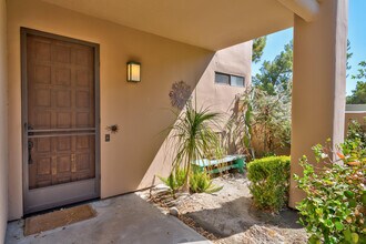 28916 Isleta Ct in Cathedral City, CA - Building Photo - Building Photo