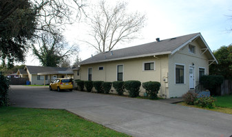 1932 Sonoma Ave Apartments