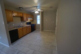 1121 Harris Dr in Alma, AR - Building Photo - Building Photo