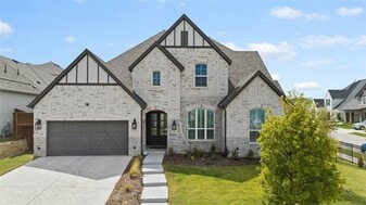 1600 Narita Bnd in Aledo, TX - Building Photo