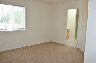3324 Mia St NE in Lacey, WA - Building Photo - Building Photo