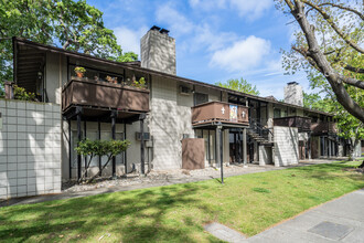 2057 Camel Ln in Walnut Creek, CA - Building Photo - Primary Photo