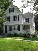 436 Washington St in Wellesley, MA - Building Photo - Building Photo