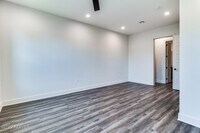 711 E Main St photo'