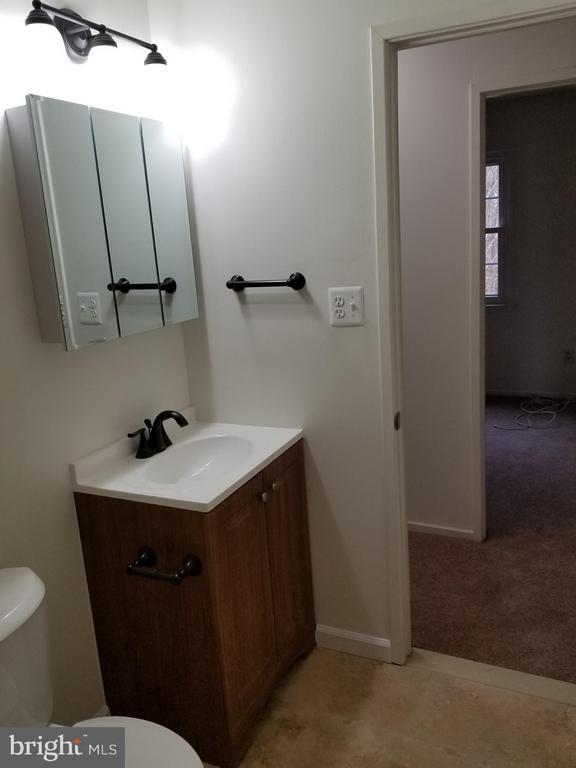 8414 Red Ash Ct in Springfield, VA - Building Photo - Building Photo