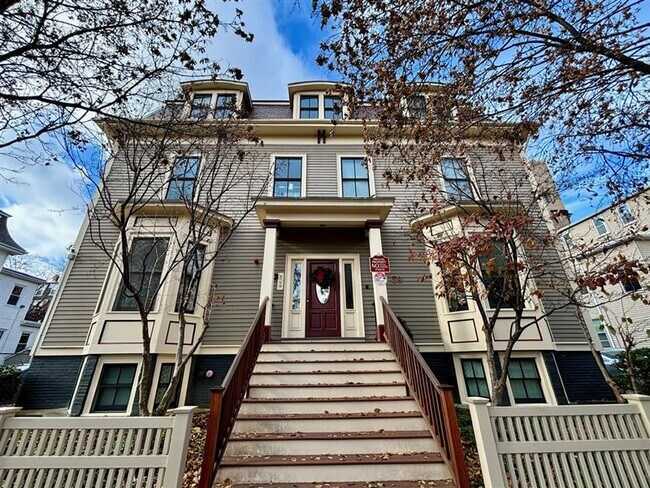 39 Inman St, Unit #1