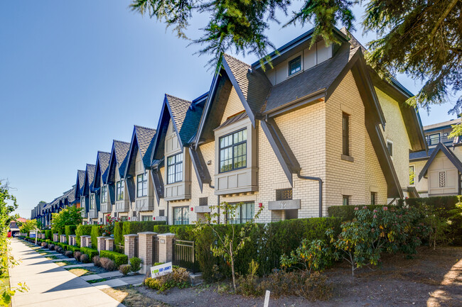 Oak+ Park in Vancouver, BC - Building Photo - Building Photo