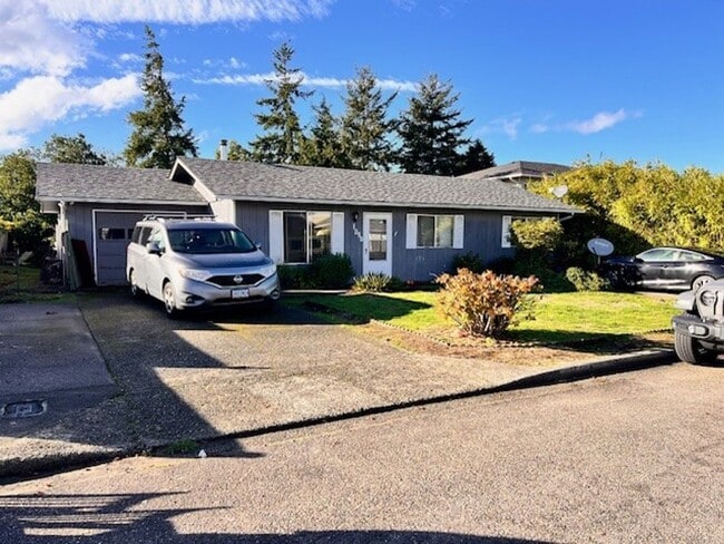 property at 1250 Crocker St