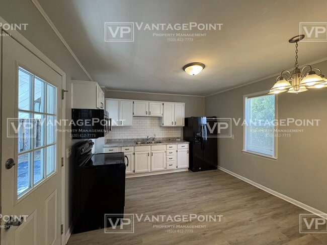 1711 12th St in Two Rivers, WI - Building Photo - Building Photo