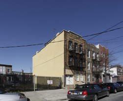 2766 W 15th St Apartments