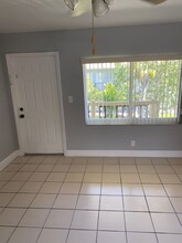 5213 SW 91st Ave, Unit 3 in Cooper City, FL - Building Photo - Building Photo