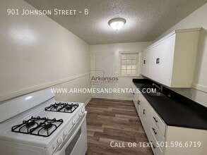 901 Johnson St in Little Rock, AR - Building Photo - Building Photo