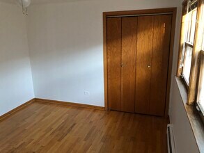 2327 N 73rd Ave, Unit 1 in Elmwood Park, IL - Building Photo - Building Photo