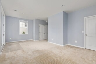 148 Solara Dr in Winchester, VA - Building Photo - Building Photo