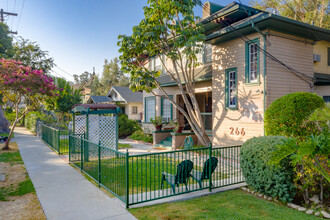 266 Thorne St in Los Angeles, CA - Foto de edificio - Building Photo