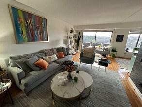 2500 S Manchester St in Seven Corners, VA - Building Photo - Building Photo