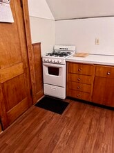 96 Lawrence St, Unit #3 in Malden, MA - Building Photo - Building Photo