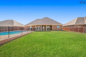 2308 W Rathgeber Rd in Wichita Falls, TX - Building Photo - Building Photo