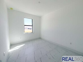 936-938 Homestead Rd S in Lehigh Acres, FL - Building Photo - Building Photo