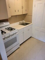 43 Cross Street, Unit 2nd floor all utilities incl in Keene, NH - Building Photo