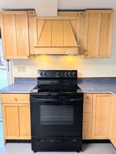 173 Elliot St in Brattleboro, VT - Building Photo - Building Photo