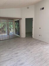 220 Chartley Ct N in Sarasota, FL - Building Photo - Building Photo