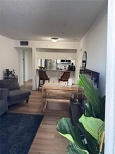 800 N Miami Ave in Miami, FL - Building Photo - Building Photo
