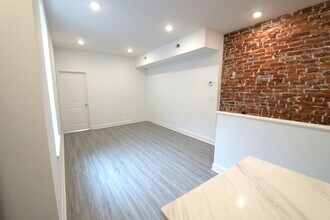 2017 S 17th St in Philadelphia, PA - Building Photo - Building Photo
