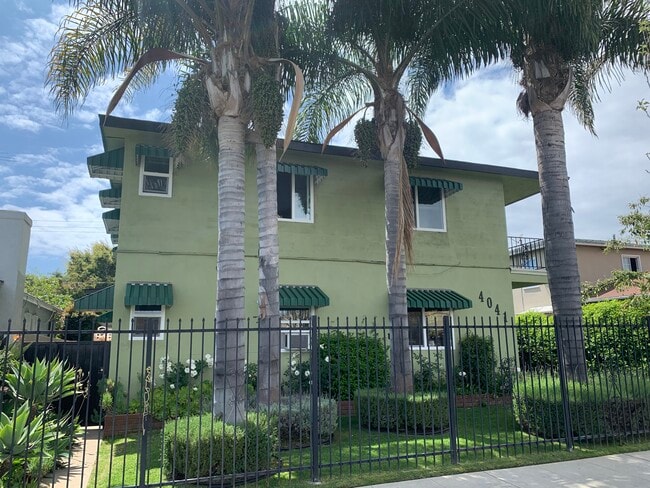 4041 S Centinela Ave